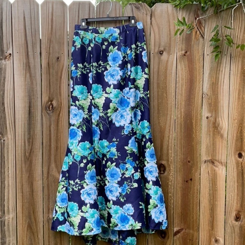 Sequin Heart Floral Skirt, Size-11